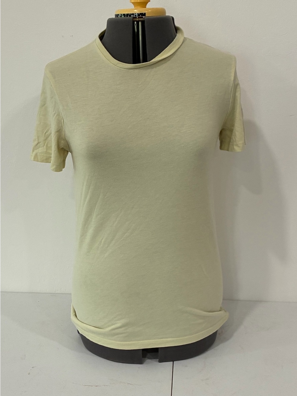 Goodfellow & Co Lyndale Tee - Solid Yellow - Small - Crew Neck Basics T-Shirt